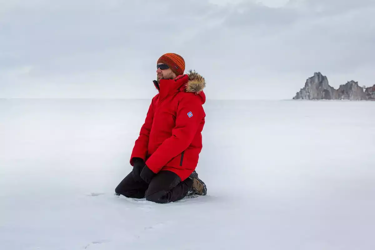 Мужская зимняя парка Extreme Winter Siberia на озере Байкал