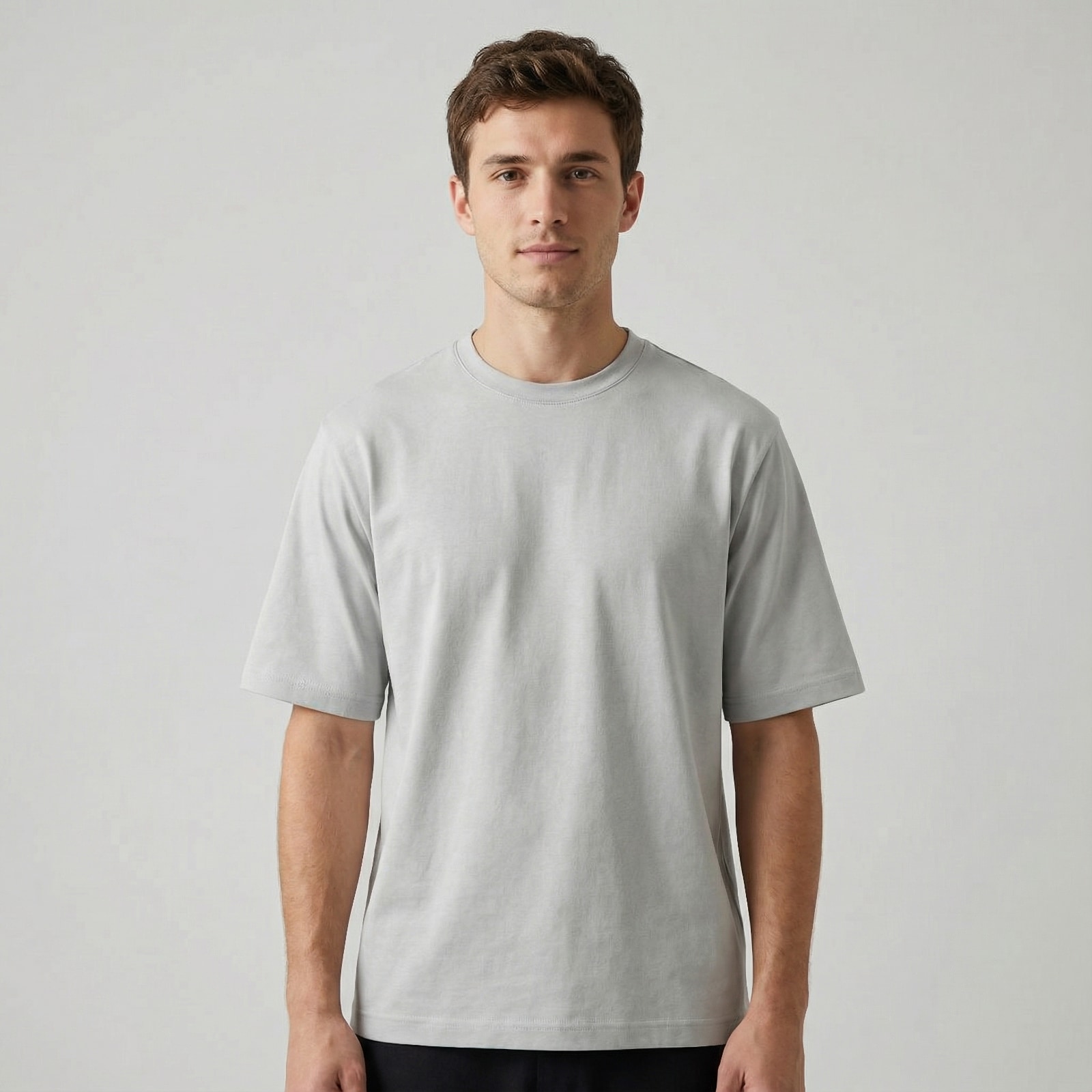 Мужская футболка оверсайз Oversized Classic 240 M цвет светло-серый