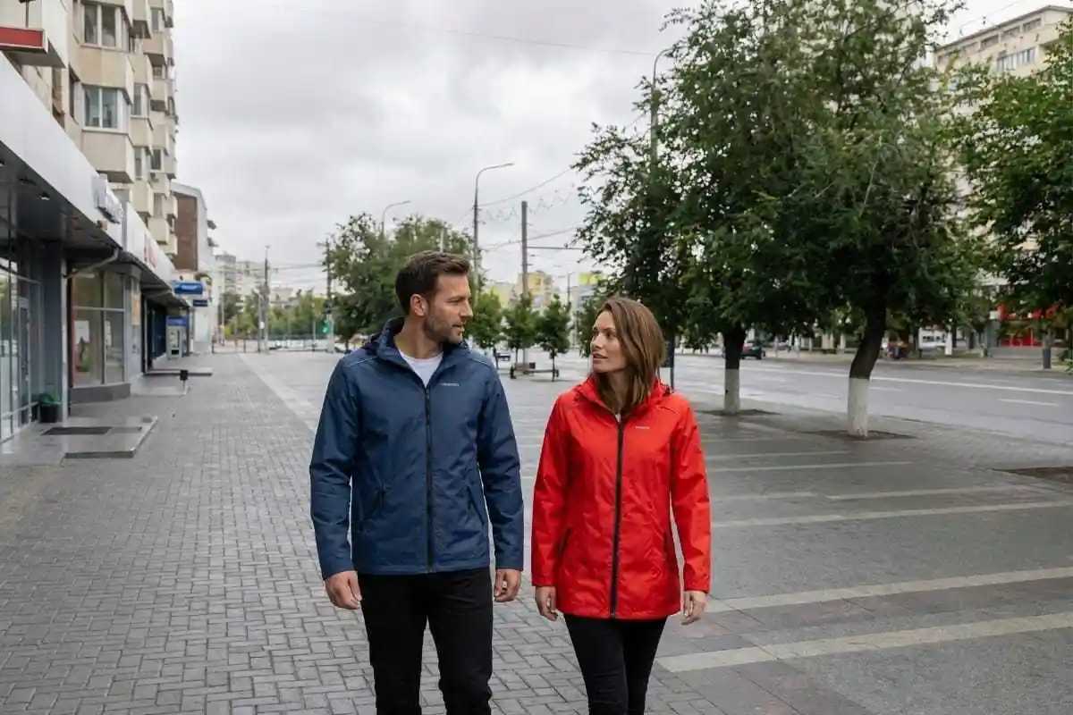 Мужская и женская ветровка Rivernord